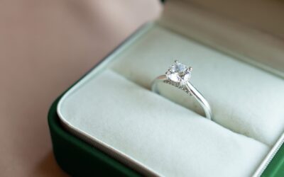 Quiet Luxury Hochzeiten: Hochzeitsplanung mit weniger Deko und mehr Eleganz